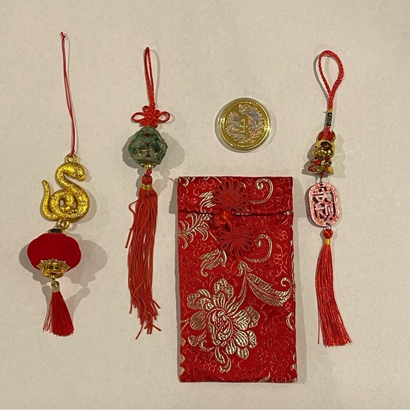 Feng Shui Lunar New Year Charm Bundle – Snake, Rabbit, Coin, Jade, Pouch - Picture 1 of 12